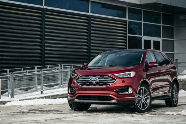 2019-ford-edge-titanium-awd-104-111-1550241728 (1)