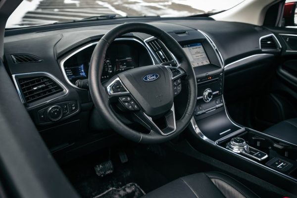 2019-ford-edge-titanium-awd-106-197-1550241720