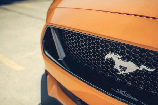 Ford Mustang 2